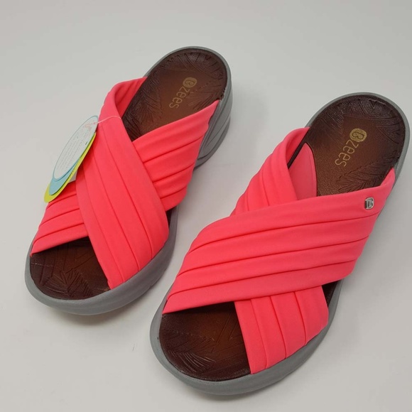 bzees knockout sandals